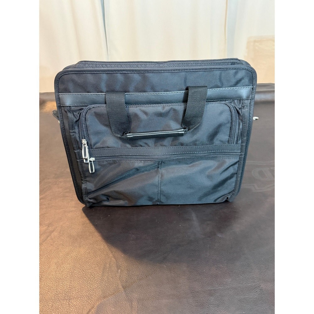 Targus Black Ballistic Nylon Laptop Briefcase Messenger Bag Professional Travel